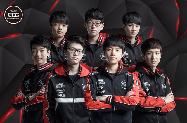 在足球界 在足球界