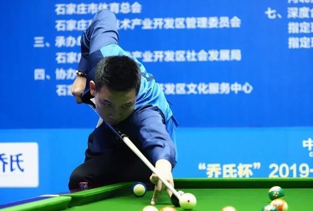 在谱写新的 在谱写新的