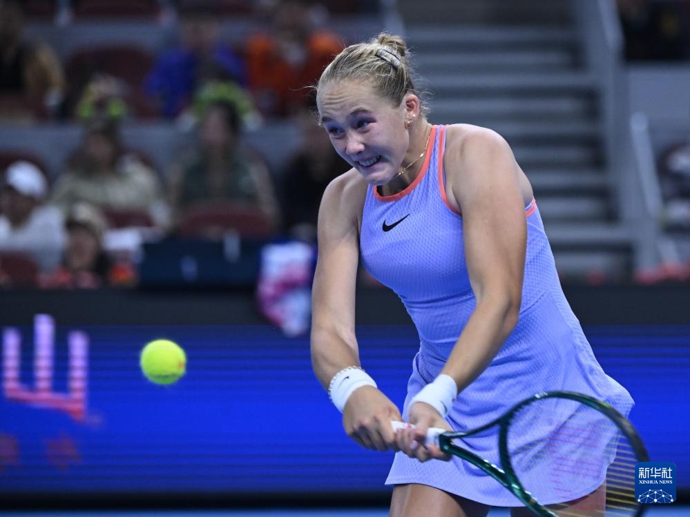 动与消费电 动与消费电